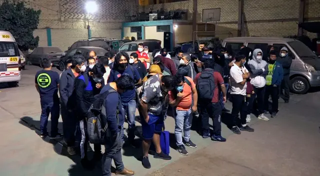 Local tenía la fachada de ser una vivienda cualquiera. Local tenía la fachada de ser una vivienda cualquiera.