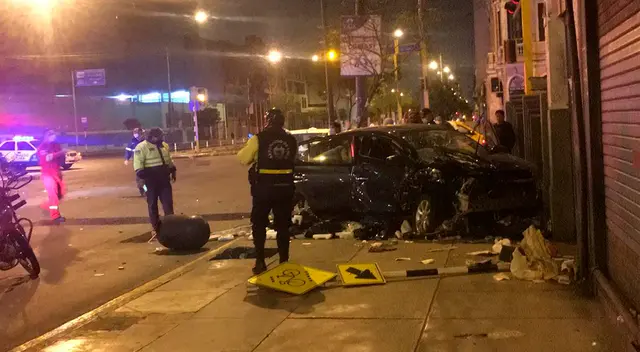 Policía investigará las causas del accidente. Policía investigará las causas del accidente.