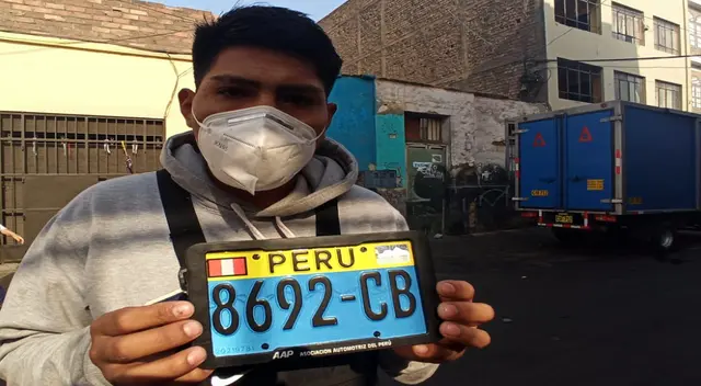 La Policía le pidió los videos de las cámaras de seguridad para poder buscar su vehículo robado.