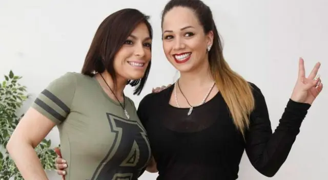 Melissa Klug feliz por boda de Evelyn Vela.