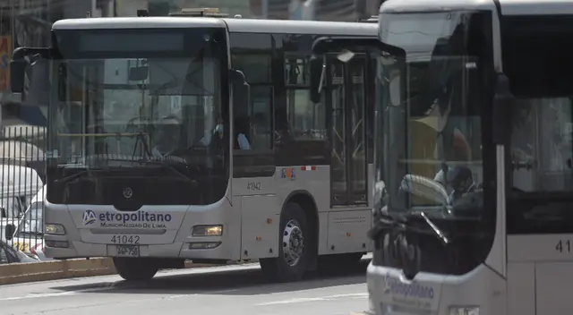 Paro de concesionarios del Metropolitano.