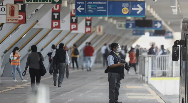 Usuarios del Metropolitano se ven afectados con paro de concesionarios.