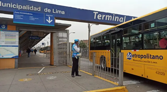 El servicio del Metropolitano ya se desarrolla con normalidad en todas las estaciones. El servicio del Metropolitano ya se desarrolla con normalidad en todas las estaciones.