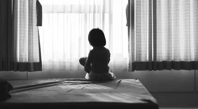 Madre quemó los antebrazos de su hija porque hizo una travesura Madre quemó los antebrazos de su hija porque hizo una travesura