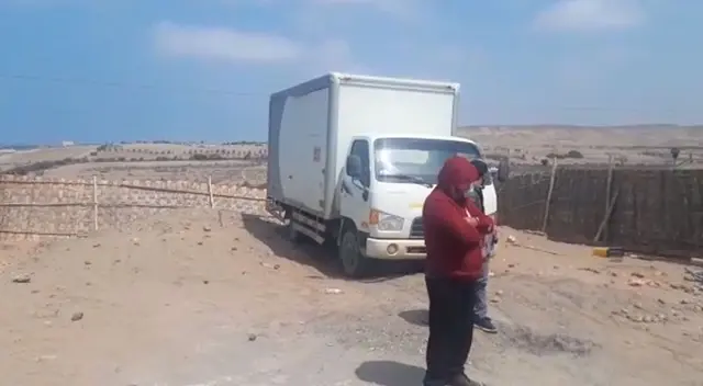 Otro de los 3 vehículos incautados por la PNP