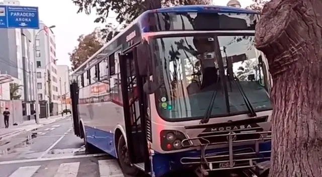 Los heridos fueron trasladados a la Clínica Javier Prado.