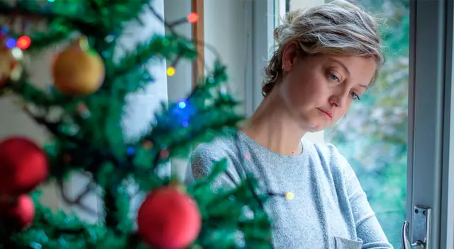 “La celebración es importante, pero la celebración extrema obligada causa desesperación y de eso hay que tener cuidado”, indicó el especialista.