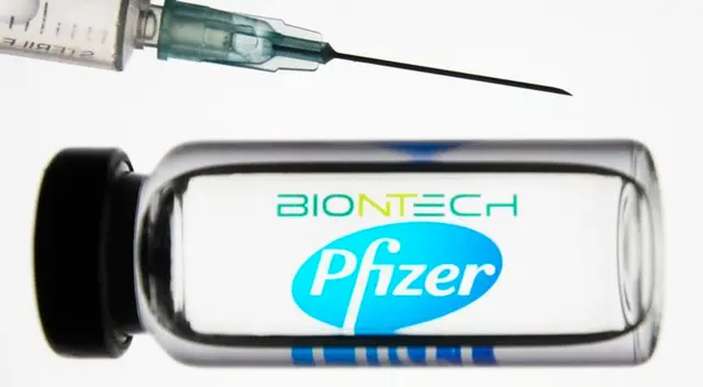 Hospitales del Reino Unido reciben vacunas contra el COVID-19 para comenzar a distribuirlas Hospitales del Reino Unido reciben vacunas contra el COVID-19 para comenzar a distribuirlas