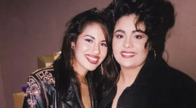 Suzette Quintanilla se mostró agradecida por el amor incondicional de los fans de su hermana Selena a través de los años. Suzette Quintanilla se mostró agradecida por el amor incondicional de los fans de su hermana Selena a través de los años.