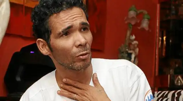 La PNP incluso intervino la reunión que no respetó el distanciamiento social ni medidas de bioseguridad, pero Kike Suero se habría ido antes. La PNP incluso intervino la reunión que no respetó el distanciamiento social ni medidas de bioseguridad, pero Kike Suero se habría ido antes.