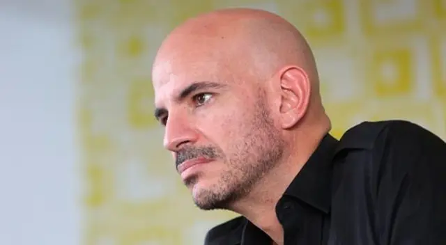 Ricardo Morán confiesa que sus hijos se encuentran de ilegales en el Perú.