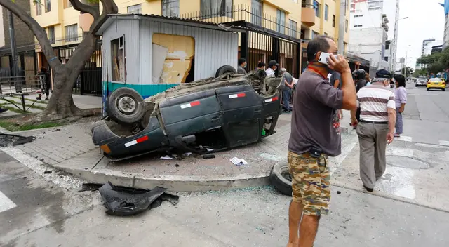 Choque en el Cercado de Lima. Choque en el Cercado de Lima.