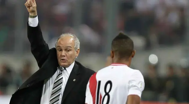Alejandro Sabella estuvo en los planes de la FPF para las Eliminatorias a Rusia 2018 | Foto AP.