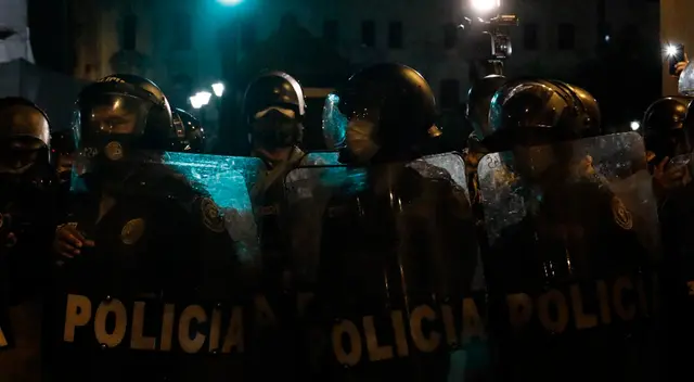 17 generales PNP fueron pasados a retiro.