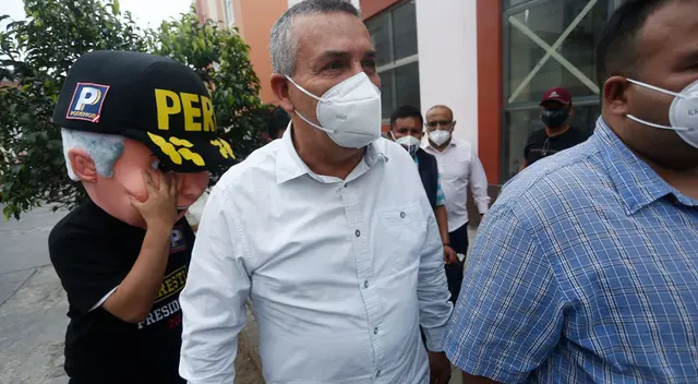 Una de ellos es Ysabel Rodríguez Chipana, quien acusó a Urresi de haberla violado y estar presente en el asesinato del periodista Hugo Bustíos.