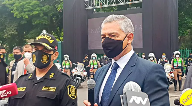 El nuevo ministro del Interior resaló que la Policía se encuentra unida y que el presidente Sagasti no retrocederá sobre el paso a retiro de 18 generales de la institución. El nuevo ministro del Interior resaló que la Policía se encuentra unida y que el presidente Sagasti no retrocederá sobre el paso a retiro de 18 generales de la institución.