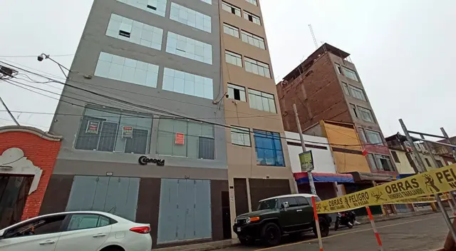 Al no conseguir la clave de la caja, uno de los delincuentes intentó abusar sexualmente contra una de sus hijas.