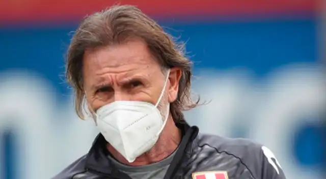 Ricardo Gareca tiene contrato con la FPF.