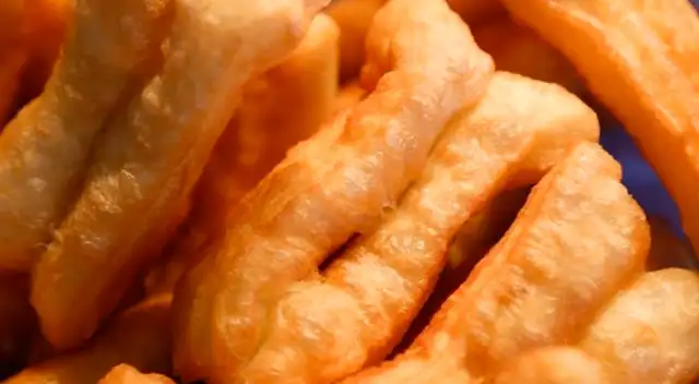 Sigue esta sencilla receta y prepara yuquitas fritas.