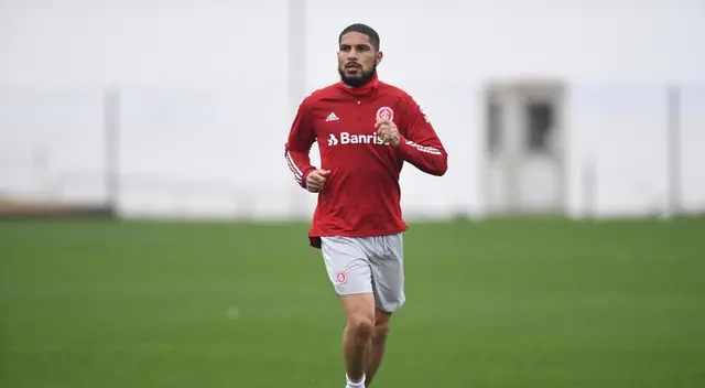 Paolo Guerrero, figura de Internacional y capitán de la selección peruana, espera volver a las canchas. Paolo Guerrero, figura de Internacional y capitán de la selección peruana, espera volver a las canchas.