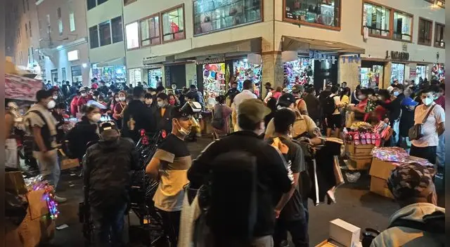 Uno de los puntos de mayor contagio es Mesa Redonda, según EsSalud