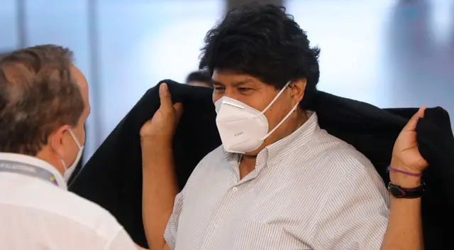 Evo Morales tuvo que mediar entre las disputas en plena reunión partidaria.