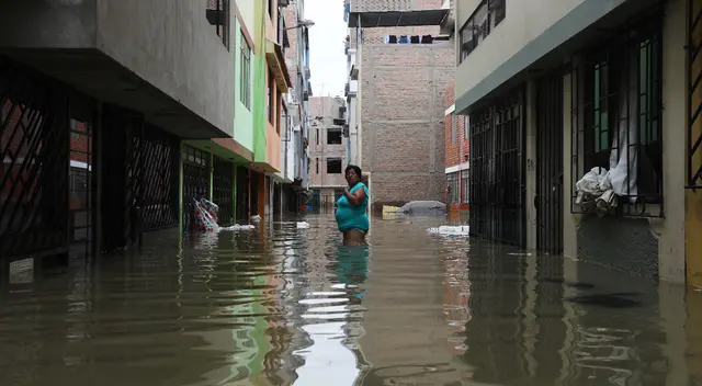 Siete funcionarios de Sedapal y la Autoridad Autónoma del Tren Eléctrico (AATE) estarían involucrados en el aniego de SJL, según la Contraloría.