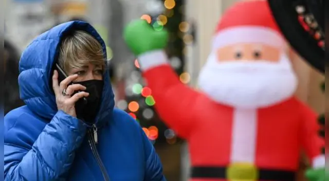 Las reuniones en espacios interiores por fiestas pueden ser especialmente peligrosas, según afirmó la OMS-Europa.