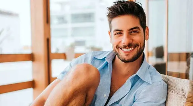 El actor Andrés Wiese mostró en redes sociales que festeja hoy su onomástico número 37 junto a mensajes de cariño de sus allegados.