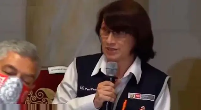 Ministro se volvió tendencia en redes sociales.