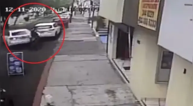 La escena causó el asombro de varios usuarios en las redes sociales. La escena causó el asombro de varios usuarios en las redes sociales.