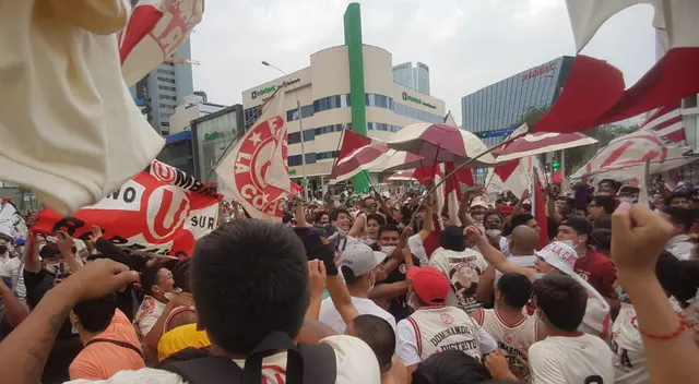 Sigue todas las incidencias del Universitario de Deportes vs. Sporting Cristal por la final de la Liga 1 en El Popular | Foto: Grace Mora/GLR Sigue todas las incidencias del Universitario de Deportes vs. Sporting Cristal por la final de la Liga 1 en El Popular | Foto: Grace Mora/GLR