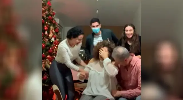 Joven regresa a su casa luego de cinco meses y le da tierna sorpresa a su mamá Joven regresa a su casa luego de cinco meses y le da tierna sorpresa a su mamá