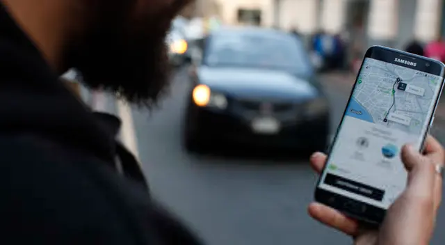 Taxis por aplicativo. Taxis por aplicativo.