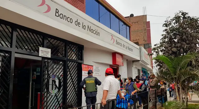 Cobro del BFU genera aglomeración de personas. Cobro del BFU genera aglomeración de personas.