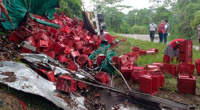 Camión de Backus sufre accidente en Huánuco.
