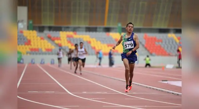 Christian Pacheco se consagró ganador de los 5000 m. Christian Pacheco se consagró ganador de los 5000 m.