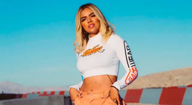 Karol G recibe certificación de Disco de Oro en Colombia por “Bichota”