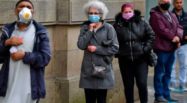 Nueva cepa de coronavirus preocupa en Reino Unido.