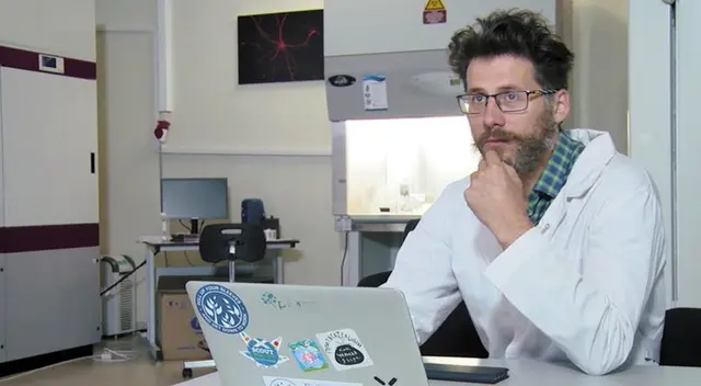 La misteriosa muerte de Alexander Kagansky, biólogo ruso que trabajaba en una vacuna contra el coronavirus, conmocionó a Rusia. La misteriosa muerte de Alexander Kagansky, biólogo ruso que trabajaba en una vacuna contra el coronavirus, conmocionó a Rusia.