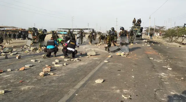 Desbloquean zona bloqueada en Ica.