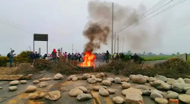 Continúan los reclamos en Ica.