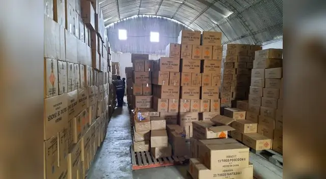 PNP decomisa más de 50 toneladas de pirotécnicos