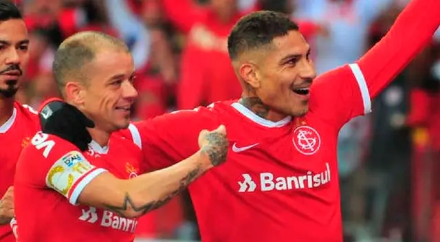 Paolo Guerrero admira al excapitán del Inter de Porto Alegre.