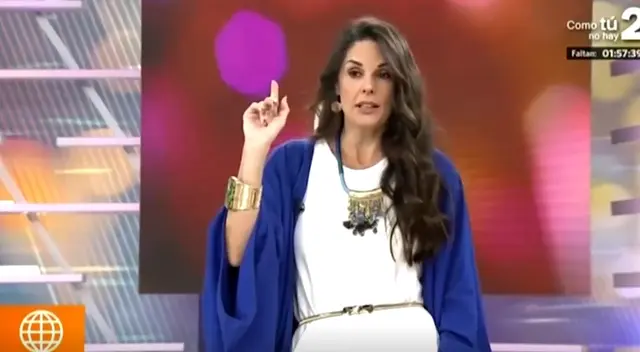 Rebeca Escribens usó los colores característicos de un partido político. Rebeca Escribens usó los colores característicos de un partido político.