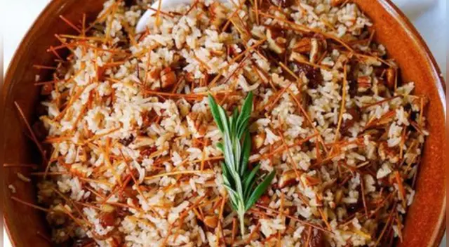 El arroz árabe es ideal para acompañar con carne de pollo, res o cerdo. El arroz árabe es ideal para acompañar con carne de pollo, res o cerdo.