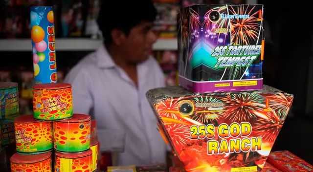 Las multas llegan gasta los 2 millones 150 mil soles (500 UIT) y por su tipificación, el delito es sancionado con penas de cuatro a ocho años de cárcel. Las multas llegan gasta los 2 millones 150 mil soles (500 UIT) y por su tipificación, el delito es sancionado con penas de cuatro a ocho años de cárcel.