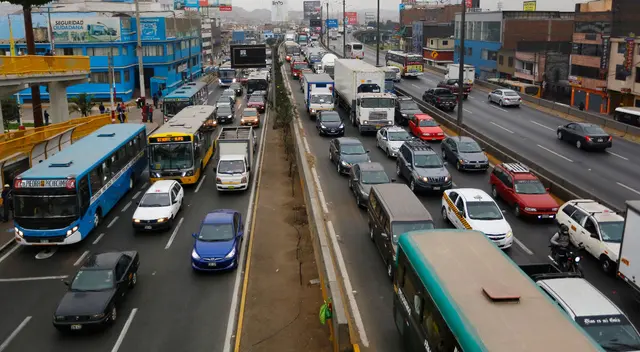MTC también plantea ser más estrictos en las sanciones para quienes no cumplan con los límites máximos o mínimos de velocidad. MTC también plantea ser más estrictos en las sanciones para quienes no cumplan con los límites máximos o mínimos de velocidad.