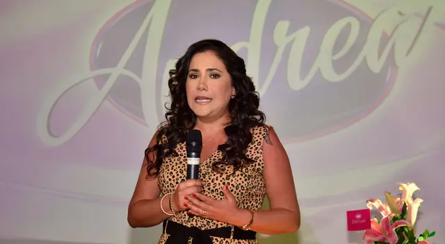 La periodista Andrea Llosa contó en sus redes sociales que sufrió un ataque de pánico regresando de Estados Unidos a Perú. La periodista Andrea Llosa contó en sus redes sociales que sufrió un ataque de pánico regresando de Estados Unidos a Perú.