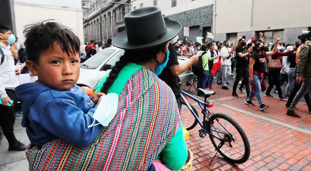 Vía llamada telefónica puedes consultar si tu hogar fue elegido como beneficiario del Bono para Niños del programa Juntos, que entrega 200 soles a las madres con hijos. Vía llamada telefónica puedes consultar si tu hogar fue elegido como beneficiario del Bono para Niños del programa Juntos, que entrega 200 soles a las madres con hijos.